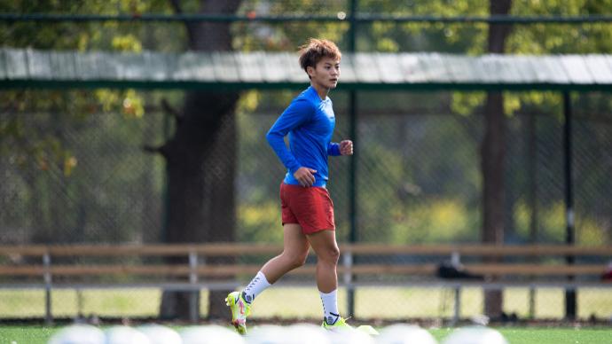 Wang Shuang returned to the Chinese women's football team after recovering from a bone laceration, and her cardiopulmonary ability and lower limb strength improved significantly
