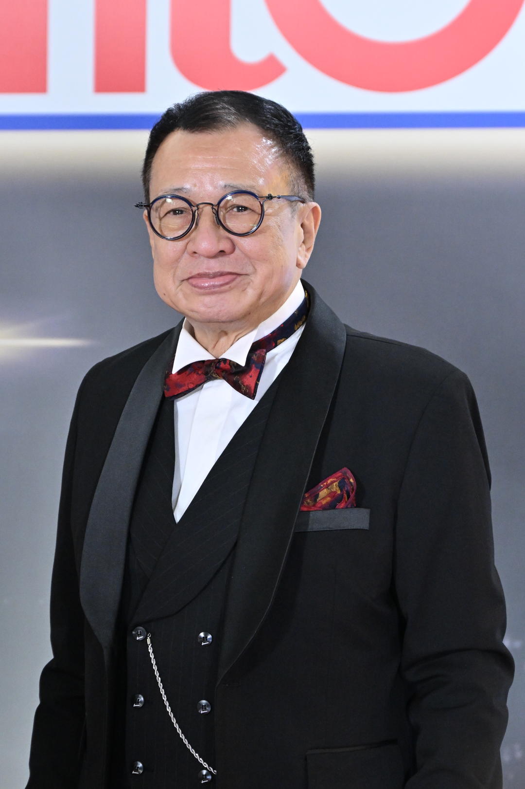 Hui Siu-hung&#39;s family issued an obituary stating that the funeral will be simple and all condolence money will be donated to the &quot;Children&#39;s Cancer Foundation&quot;.