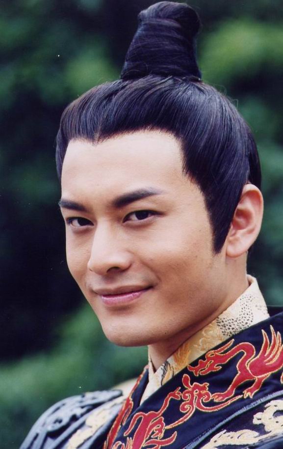 Stills of "The Son of Heaven", Emperor Wu of the Han Dynasty Liu Che (played by Huang Xiaoming)