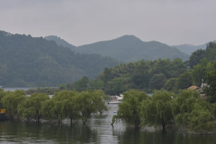 Floods in the Yangtze River Basin in 2020, picture from Institute of Atmospheric Sciences, Chinese Academy of Sciences
