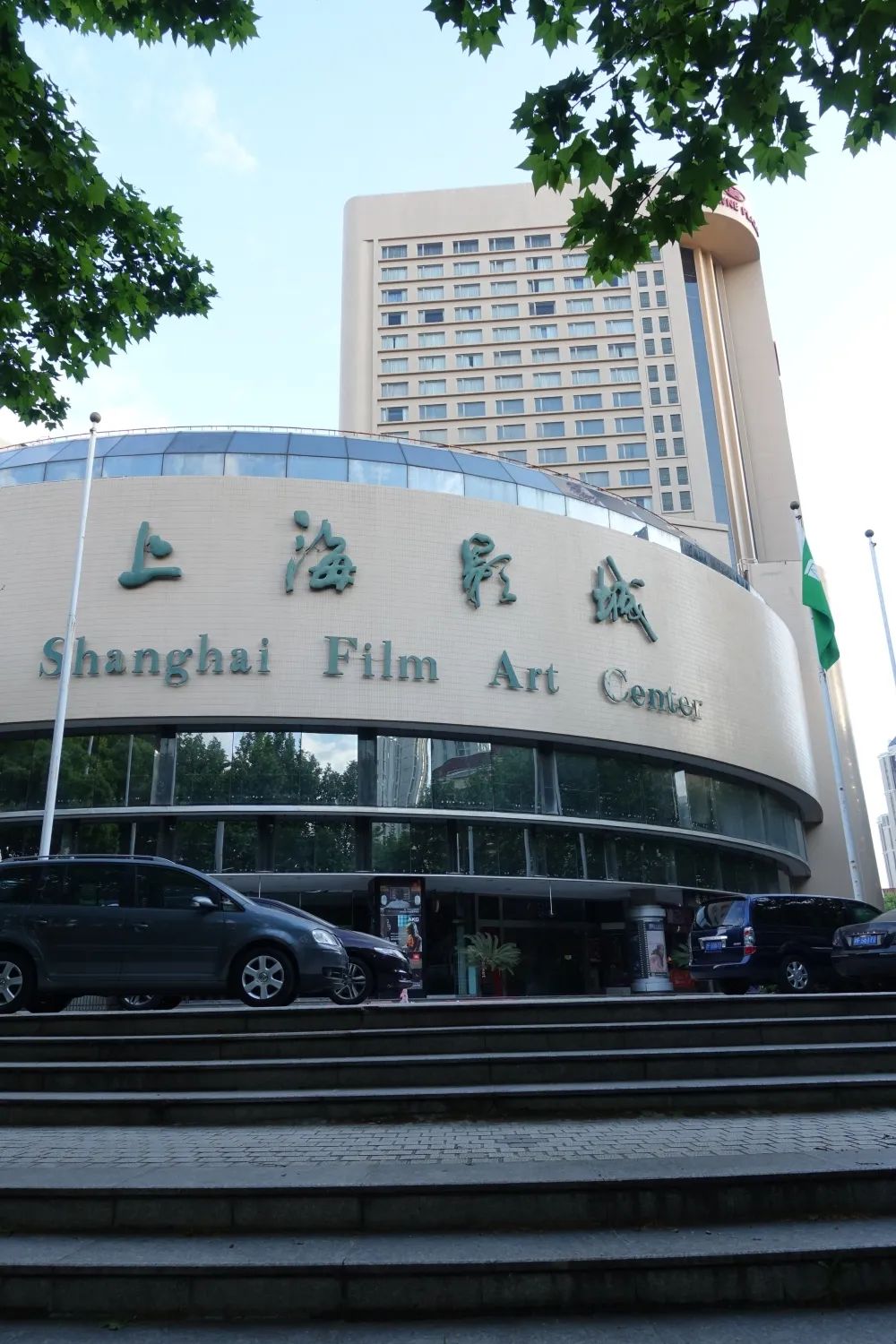 Cinema in the morning light on April 26, 2021. Photography by Yao Zhikang. The pictures in this article are from the Internet unless they are signed.