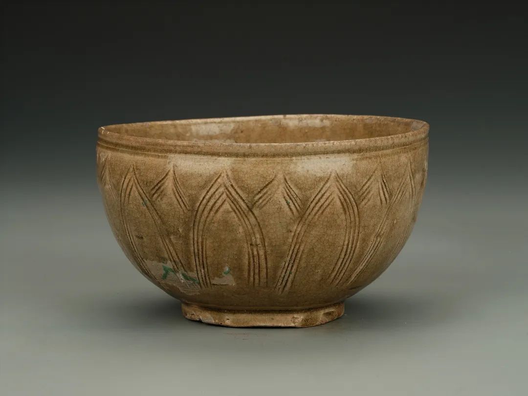 Southern Dynasty Yue Kiln Celadon Bowl with Lotus Petal Pattern Collection of Zhejiang Provincial Museum