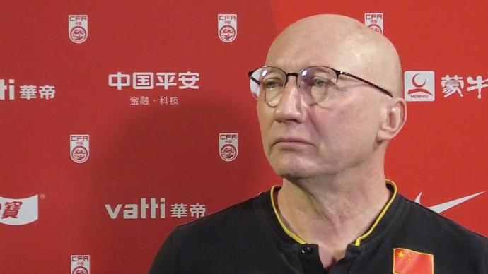 Chris, technical director of the Chinese Football Association, declined to renew his contract and left due to personal health and family reasons