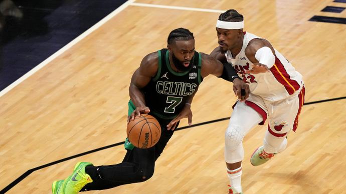 The Eastern Conference was spent again, and the Celtics won Tianwang Mountain away, one step away from the finals