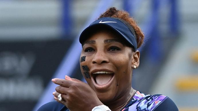 40-year-old Serena is back on the field! She can still fight, there's a fire burning behind her