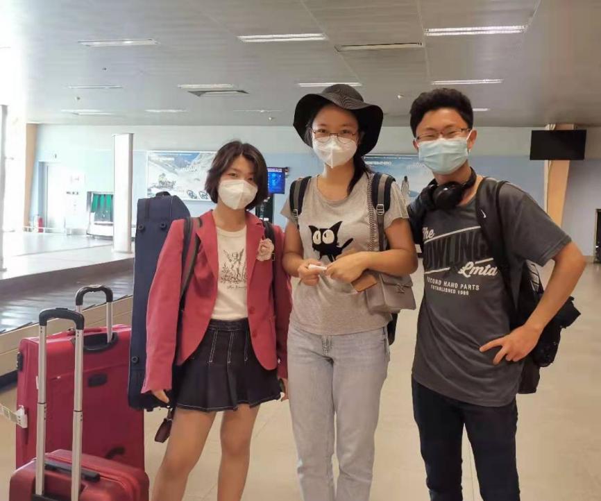 A delegation of outstanding young performers from Shanghai arrived at Kotor Tivat Airport in full anti-epidemic attire