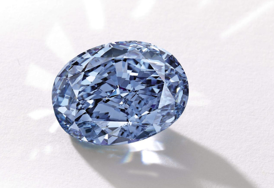 The De Beers Millennium Jewel 4, a 10.10-carat oval-shaped Fancy Vivid blue diamond, sold for US$31.8 million / HK$248.28 million at Sotheby’s Hong Kong in April 2016 .