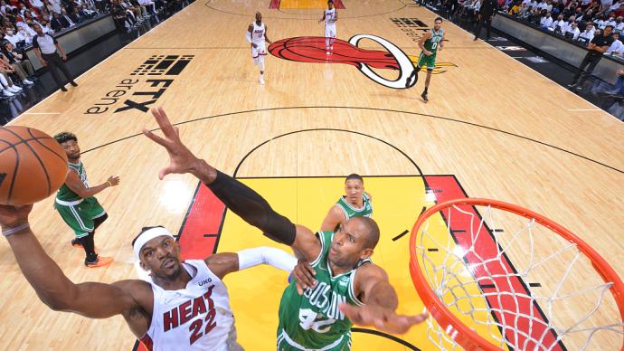Celtics win tiebreaker! Against the Warriors in the finals, Butler did his best with 35 points