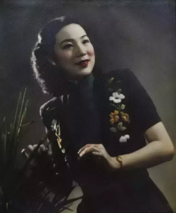 Li Qianghua in Shanghai in 1947