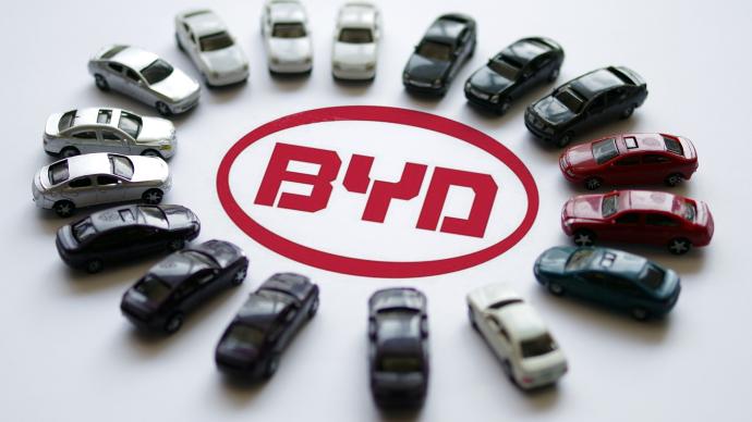 Sales exceeded 100,000 units for three consecutive months, and BYD's market value exceeded one trillion yuan for the first time