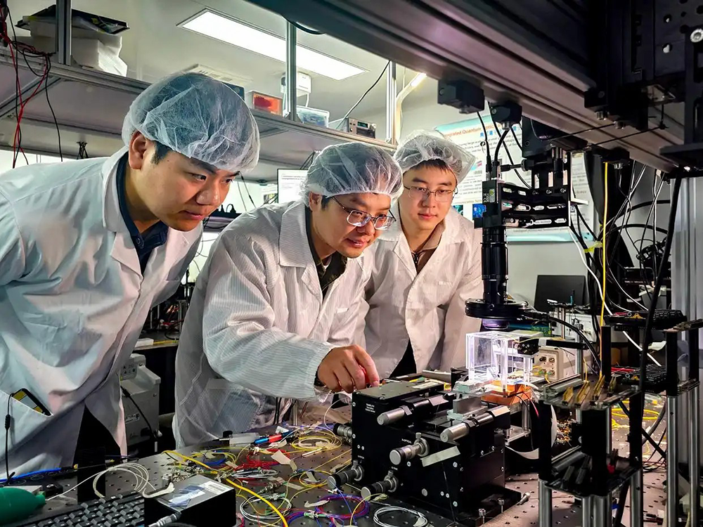 Chinese scientists have achieved new breakthroughs in the field of &quot;continuous variable&quot; integrated photonic quantum chips